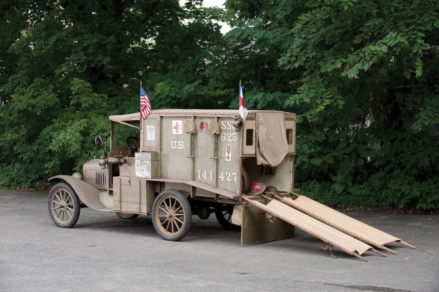  Ford Model T Ambulance 1917 года  (фото 3 из 4)